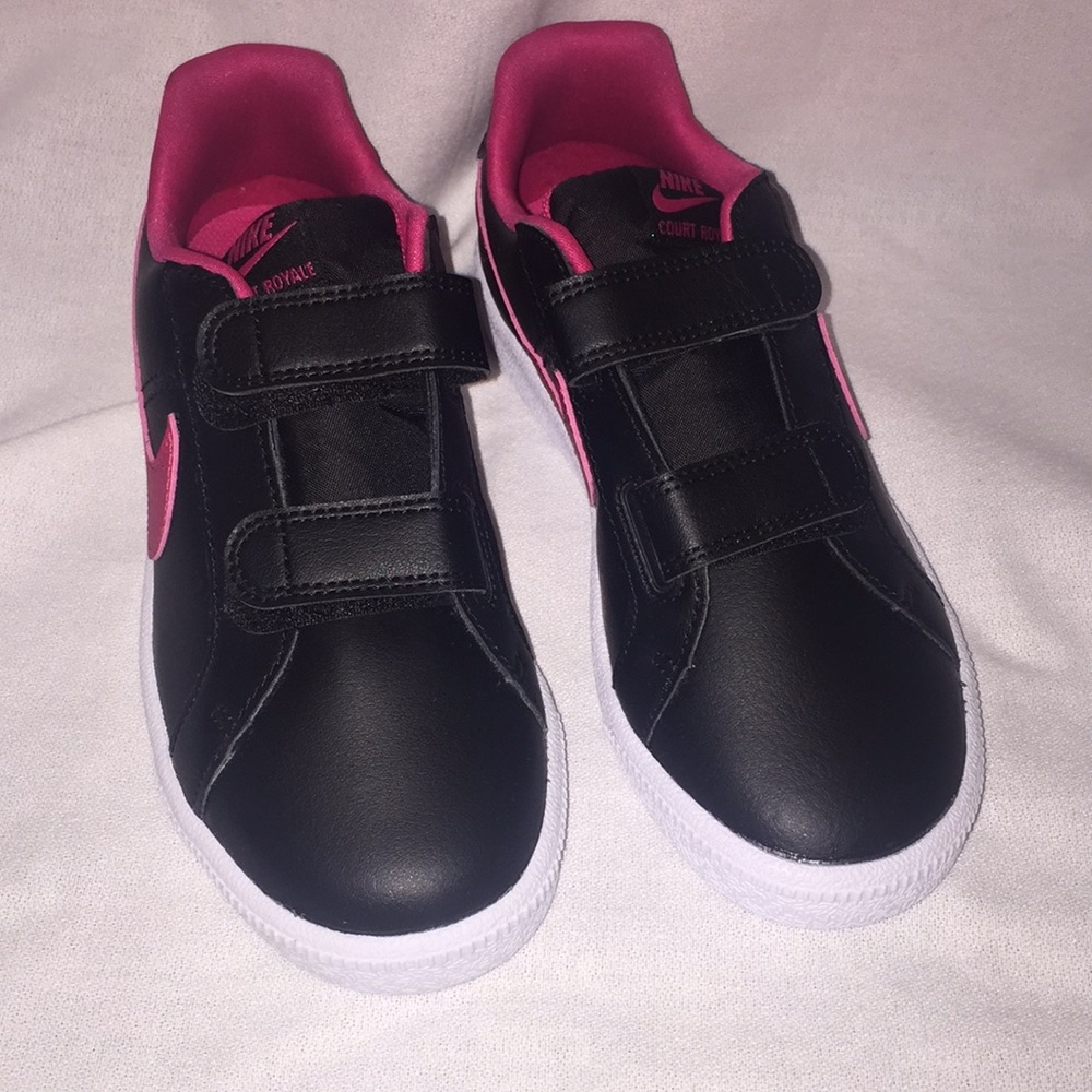 Nike Court Royale (PSV)